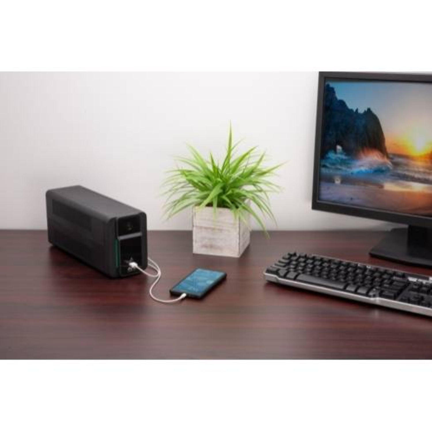 APC UPS 700VA 360W Torre Interactiva Easy BVX 230V Out - Imagen 6