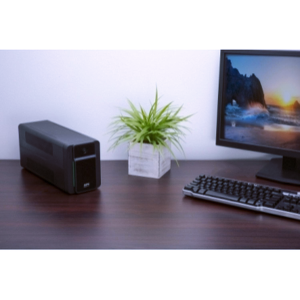 UPS APC 900 VA BVX900LI-MS Interactiva 3 salidas - Imagen 4